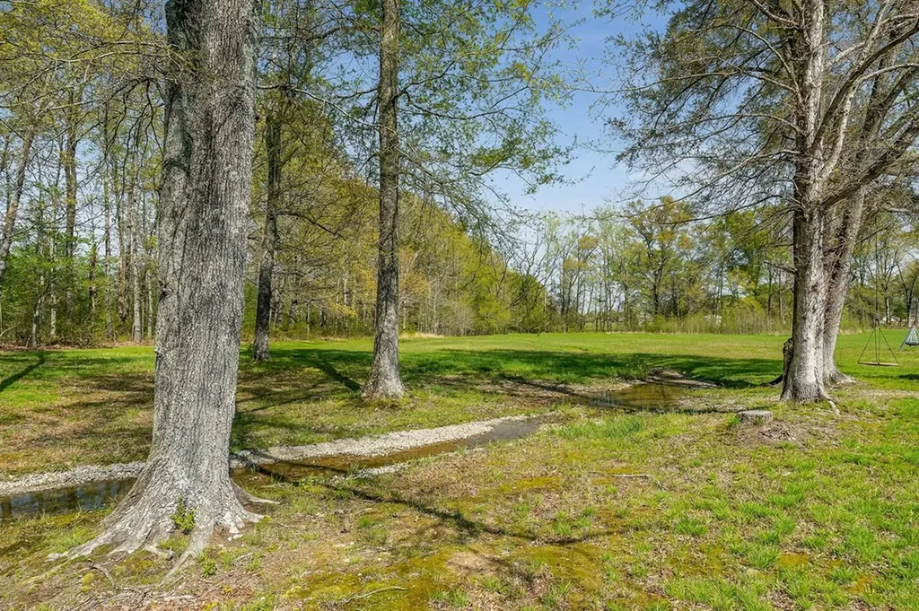 522 Green Meadow Drive Smithville TN 37166