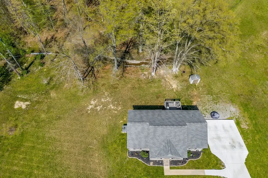 522 Green Meadow Drive Smithville TN 37166