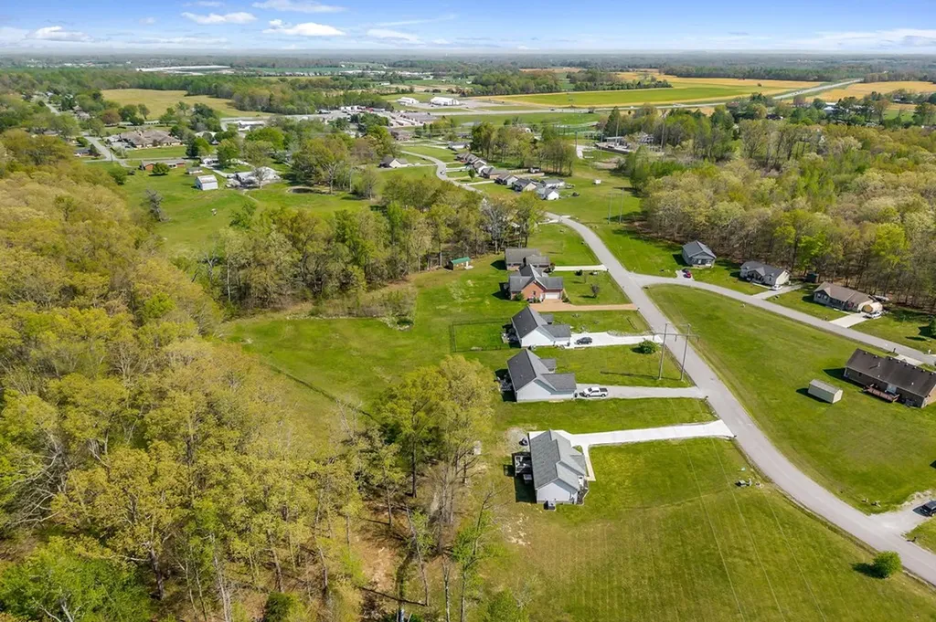 522 Green Meadow Drive Smithville TN 37166