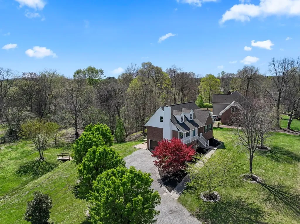125 Baldridge Drive Cottontown TN 37048