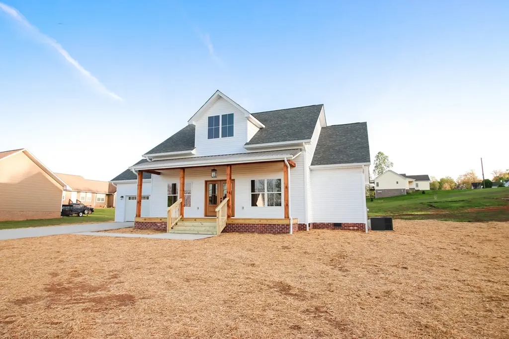 922 Honeysuckle Lane Sparta TN 38583