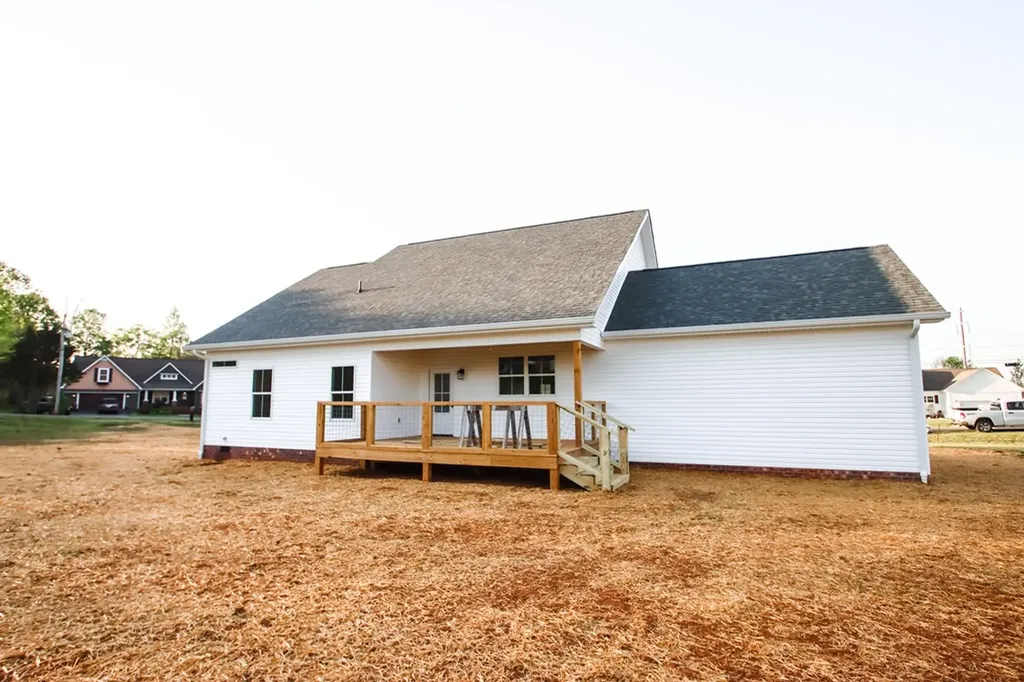 922 Honeysuckle Lane Sparta TN 38583