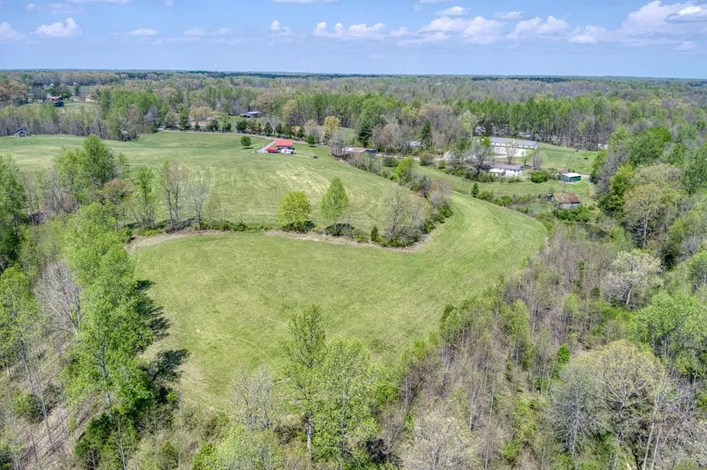 9176 Roberts Road Silver Point TN 38582