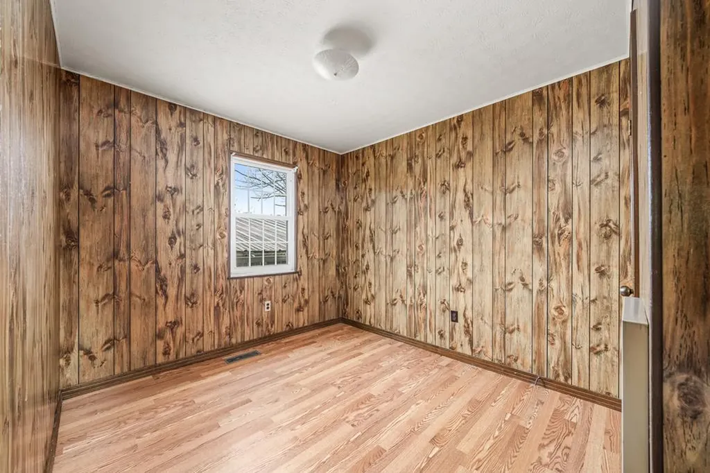 9176 Roberts Road Silver Point TN 38582