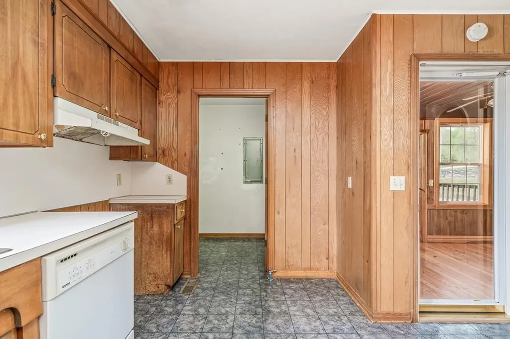 9176 Roberts Road Silver Point TN 38582