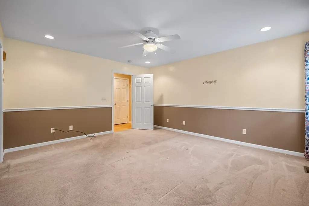 210 E Howard Road Livingston TN 38570