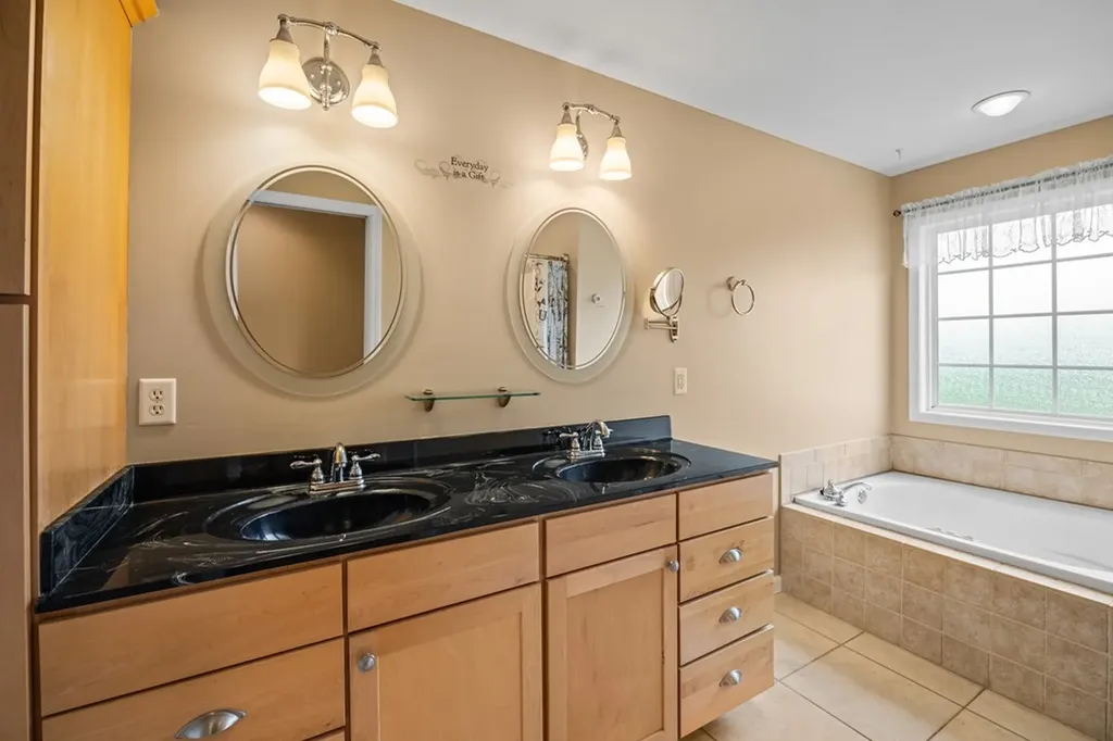 210 E Howard Road Livingston TN 38570