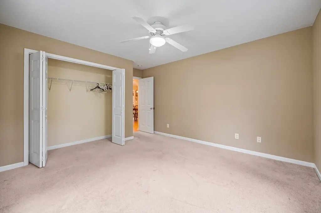 210 E Howard Road Livingston TN 38570