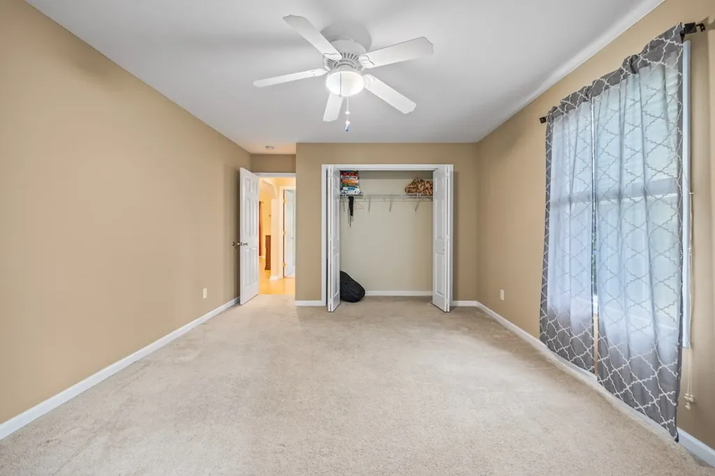 210 E Howard Road Livingston TN 38570