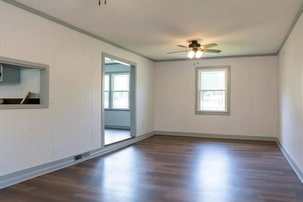 1203 W White Oak Drive Cookeville TN 38501