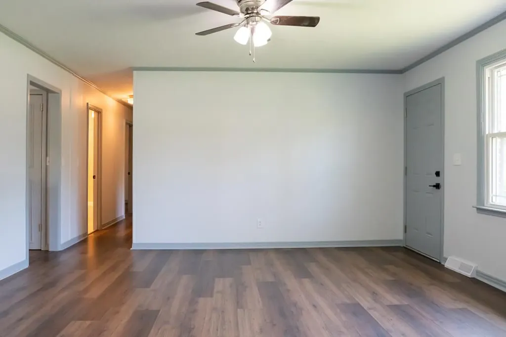 1203 W White Oak Drive Cookeville TN 38501