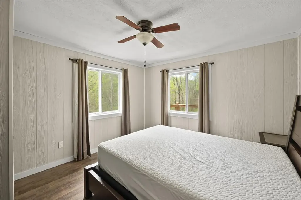 555 Gentry Lane Celina TN 38551