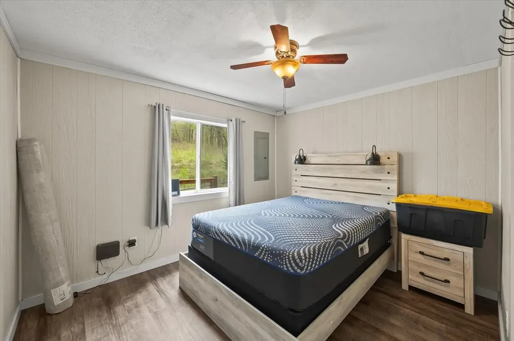 555 Gentry Lane Celina TN 38551