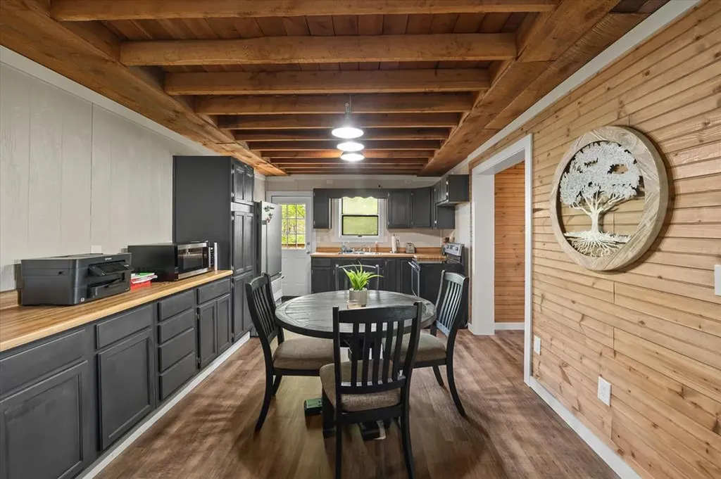 555 Gentry Lane Celina TN 38551