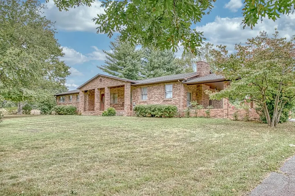 2203 Taylor Road Cookeville TN 38501