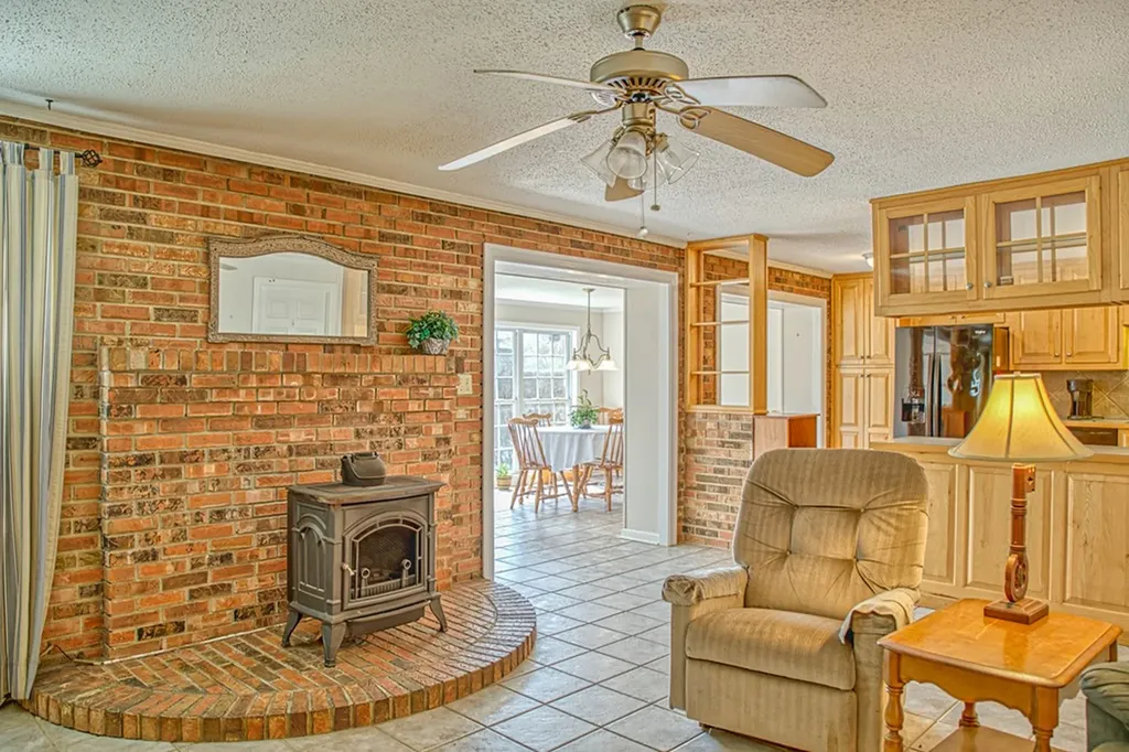 2203 Taylor Road Cookeville TN 38501