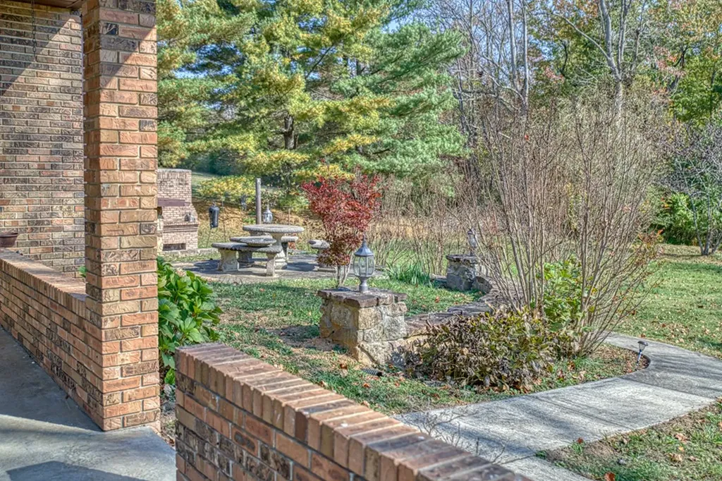 2203 Taylor Road Cookeville TN 38501