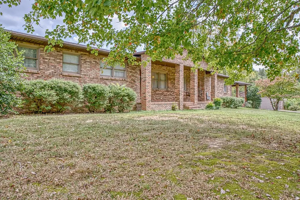 2203 Taylor Road Cookeville TN 38501