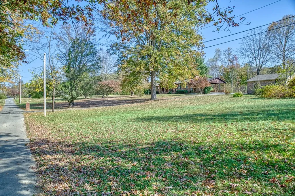 2203 Taylor Road Cookeville TN 38501