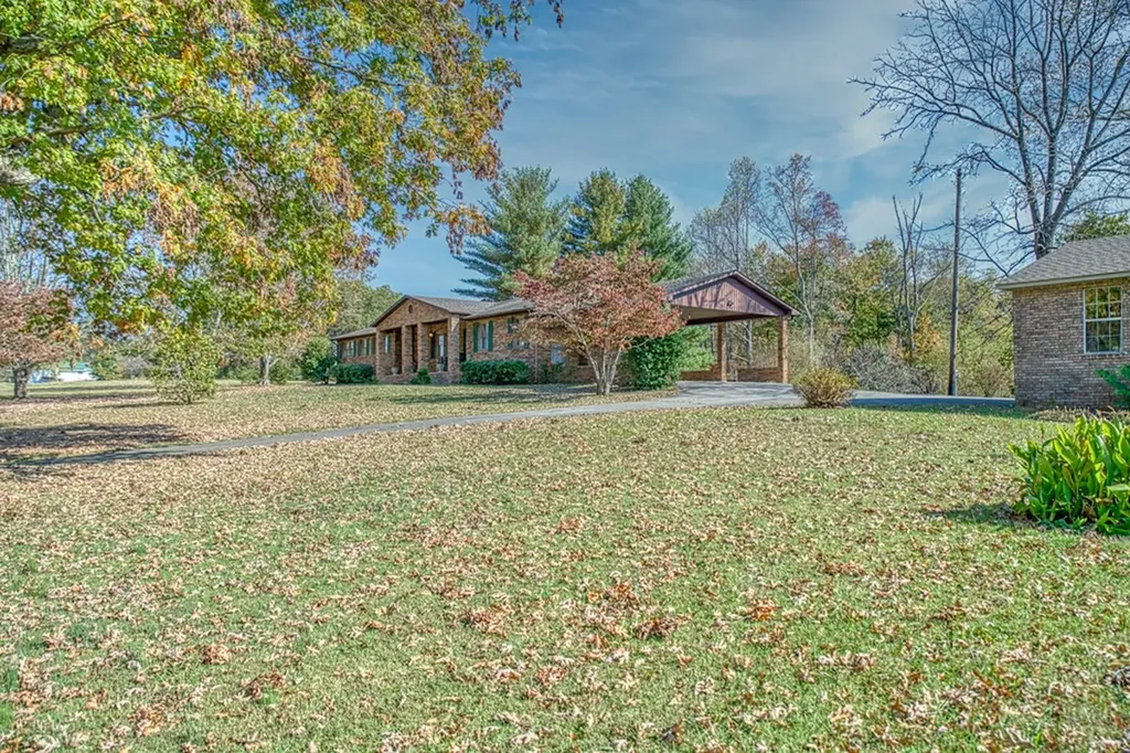 2203 Taylor Road Cookeville TN 38501