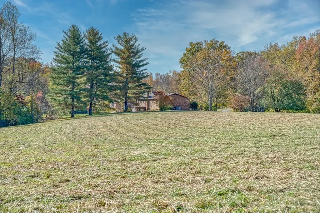 2203 Taylor Road Cookeville TN 38501