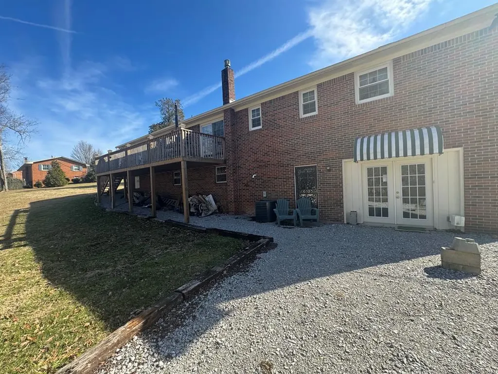 359 Shepherd Hills Road Cookeville TN 38501