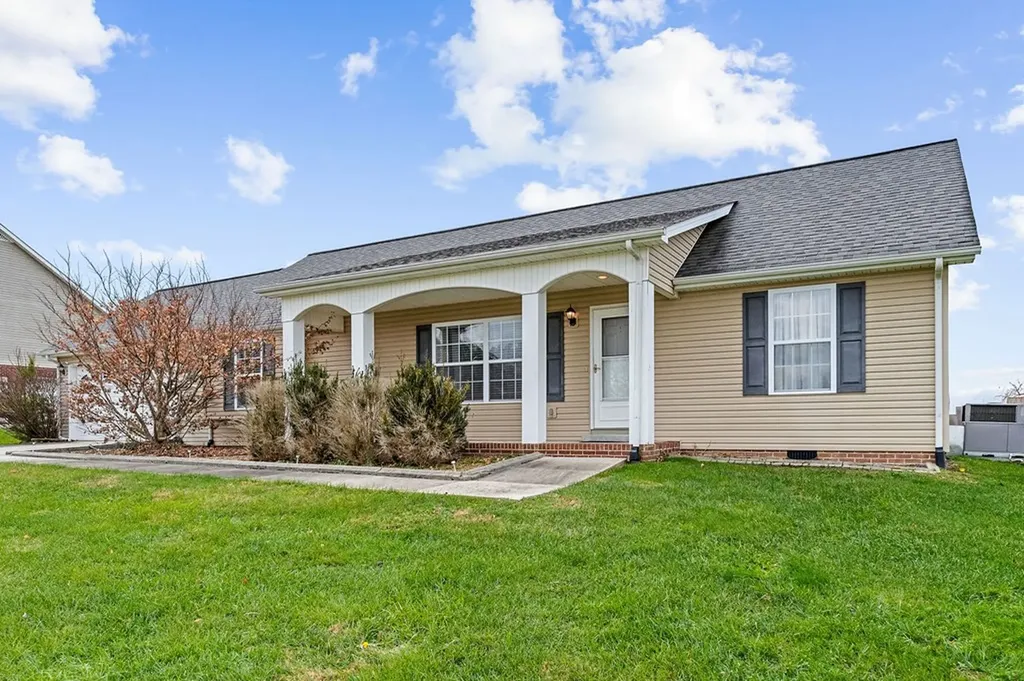 1986 Clemmons Road Cookeville TN 38501