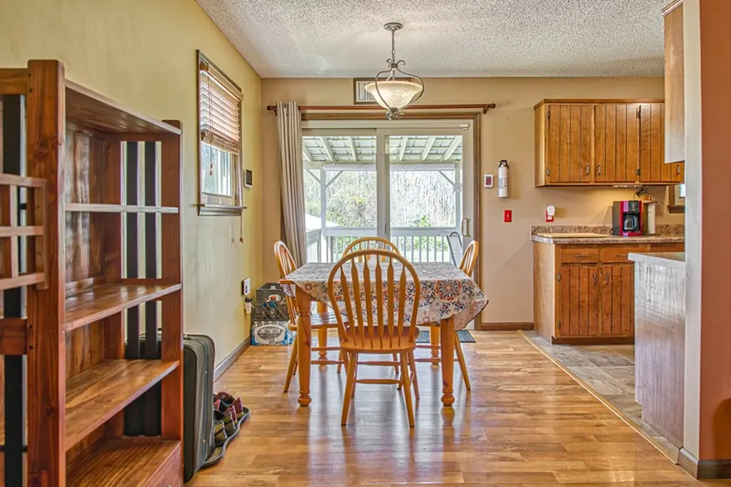 1133 Potato Farm Road Crossville TN 38571