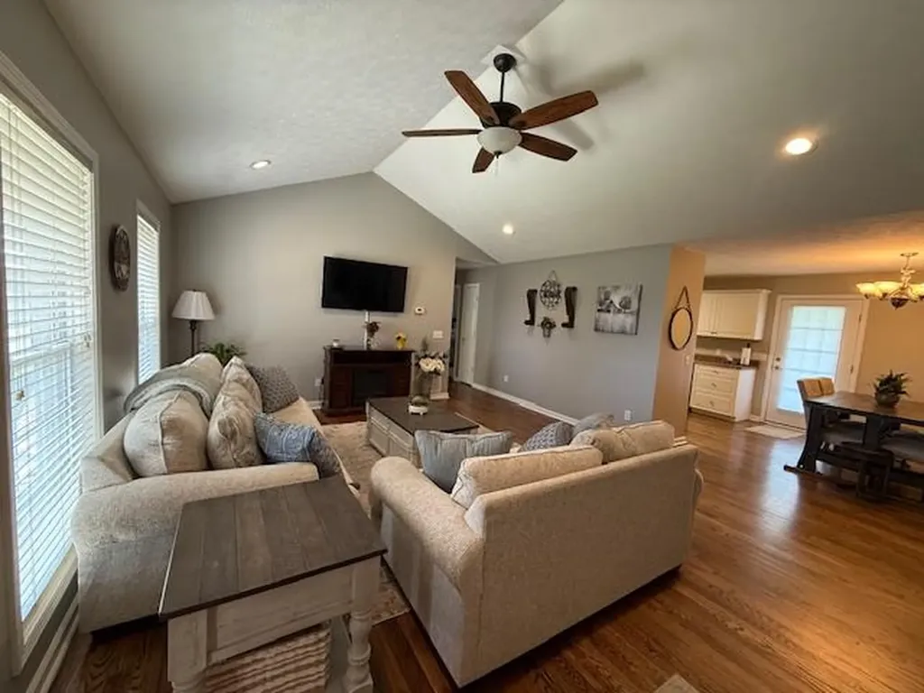 136 Prosperity Drive Baxter TN 38544