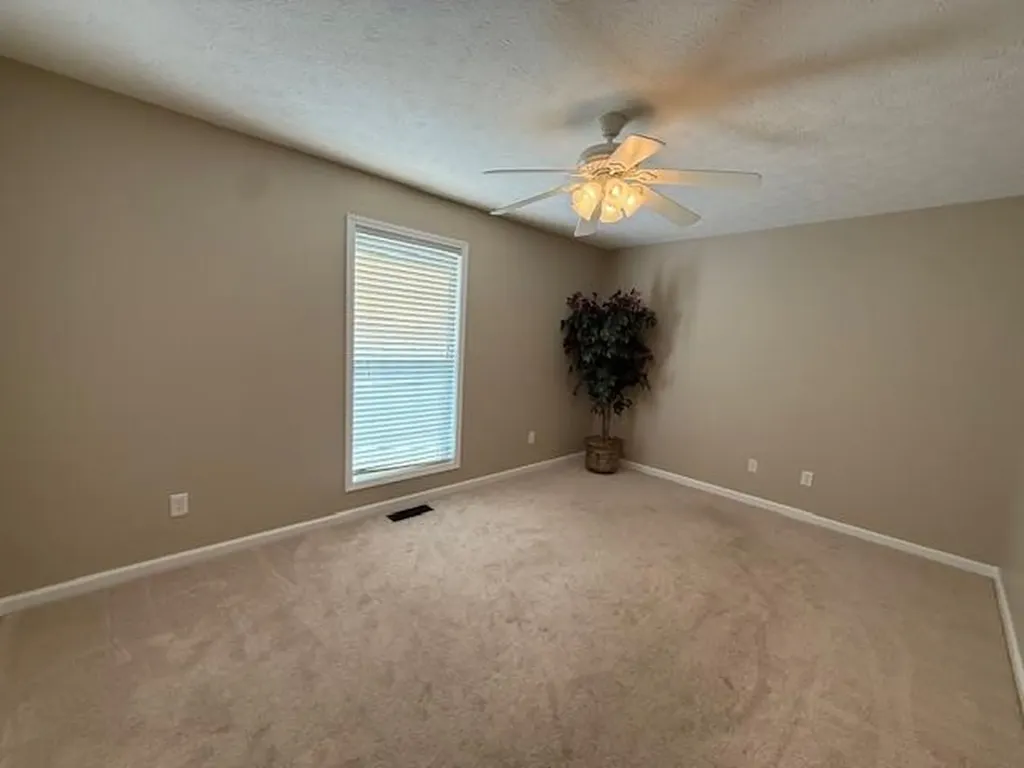 136 Prosperity Drive Baxter TN 38544