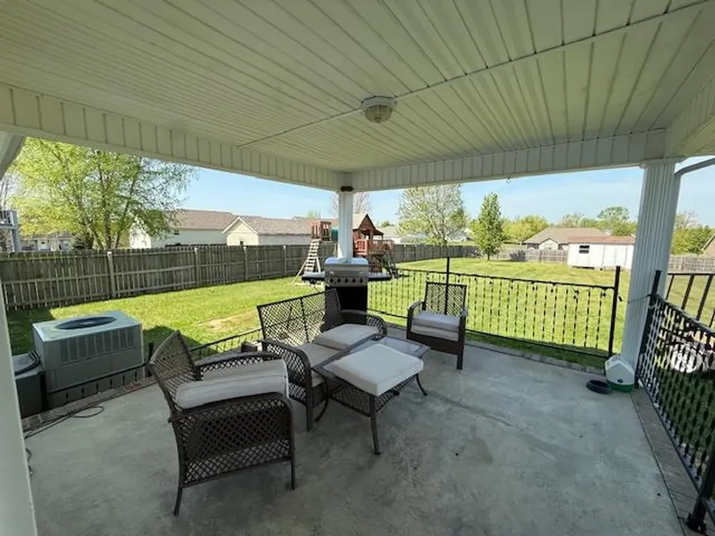 136 Prosperity Drive Baxter TN 38544