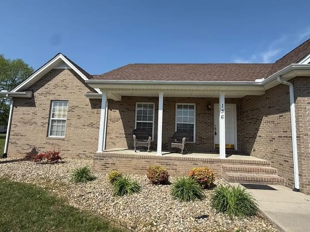 136 Prosperity Drive Baxter TN 38544