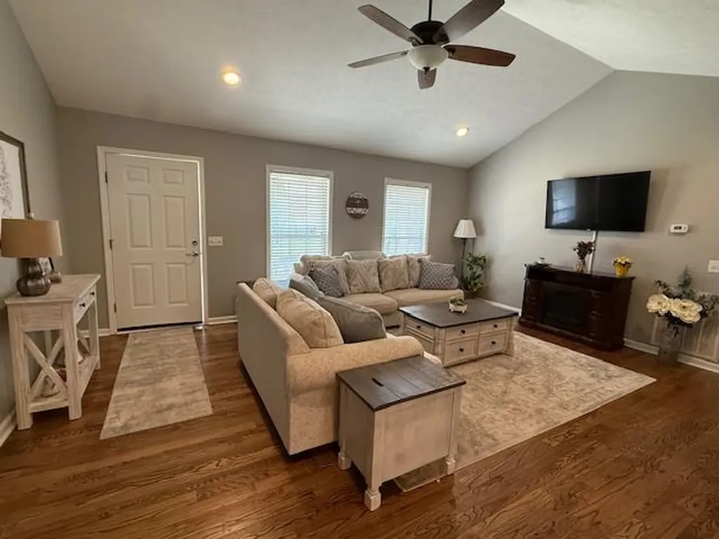 136 Prosperity Drive Baxter TN 38544