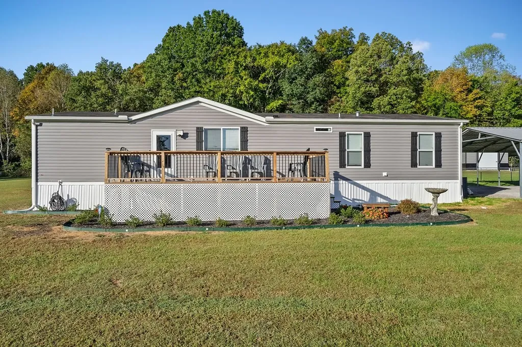 137 Music Barn Lane Monterey TN 38574