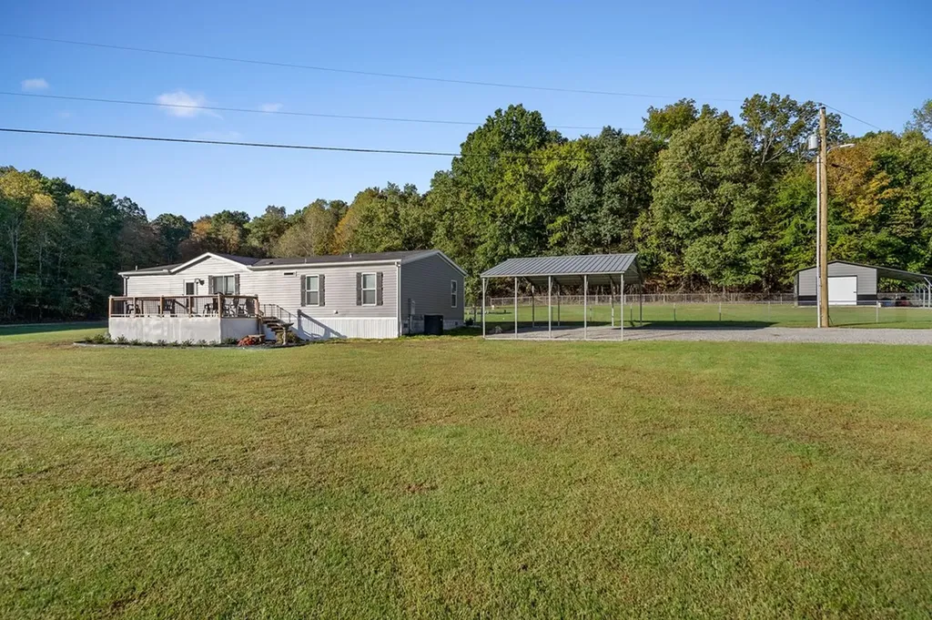 137 Music Barn Lane Monterey TN 38574