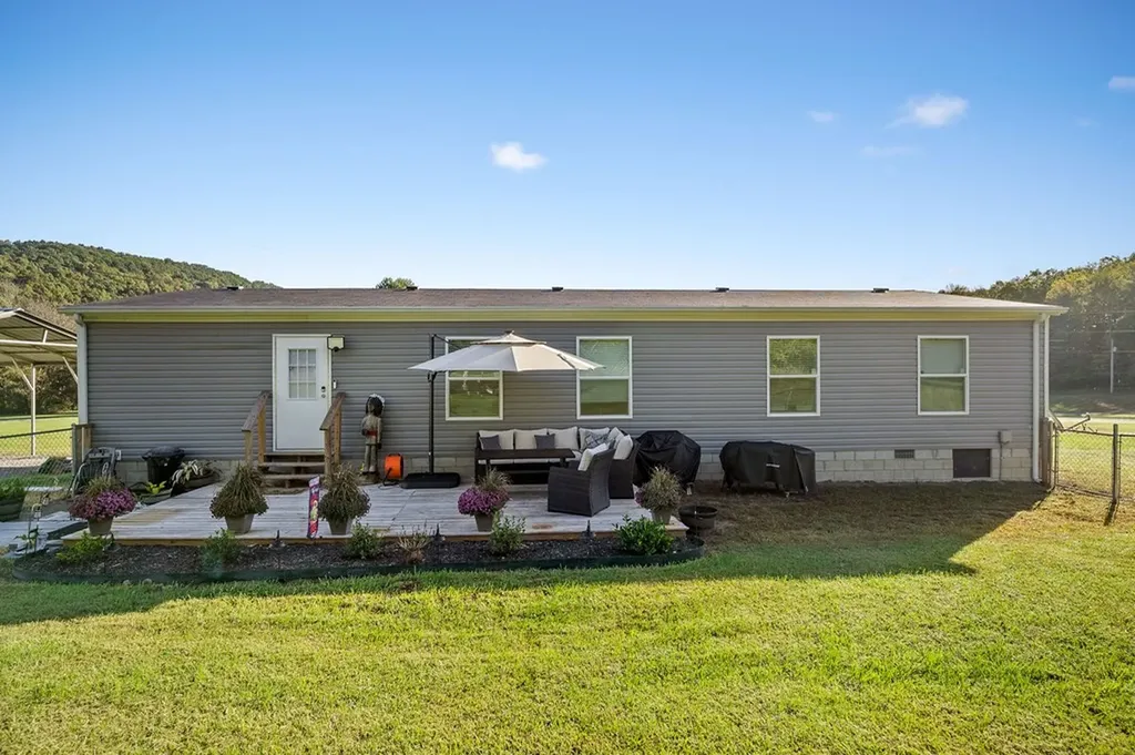 137 Music Barn Lane Monterey TN 38574
