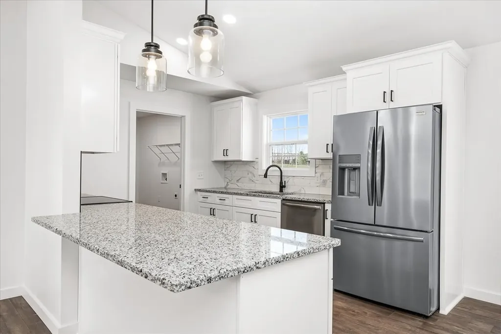 3320 Mcminnville Highway Sparta TN 38583