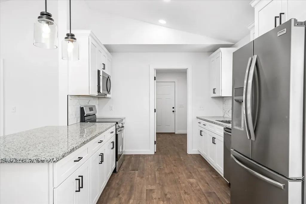 3320 Mcminnville Highway Sparta TN 38583