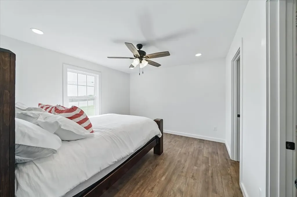 3320 Mcminnville Highway Sparta TN 38583