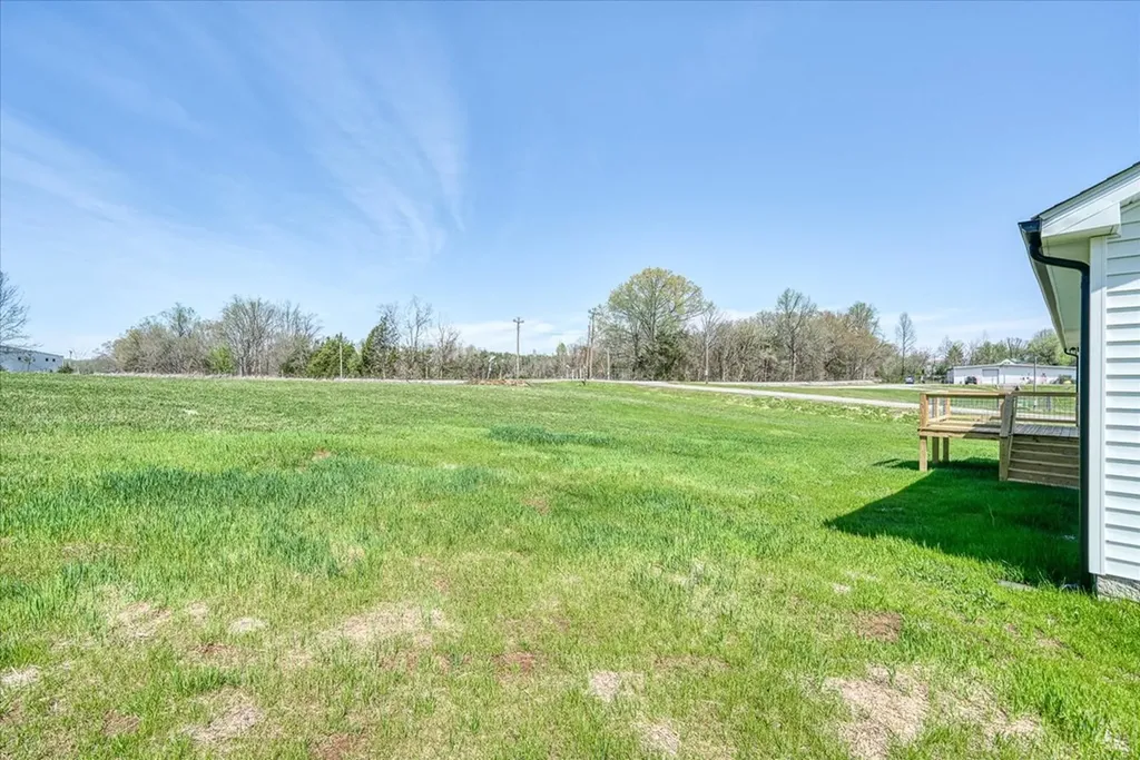 3320 Mcminnville Highway Sparta TN 38583