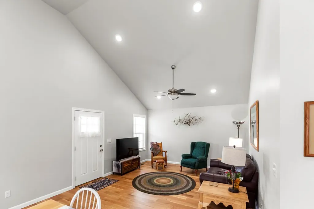 302 Leon Drive Sparta TN 38583