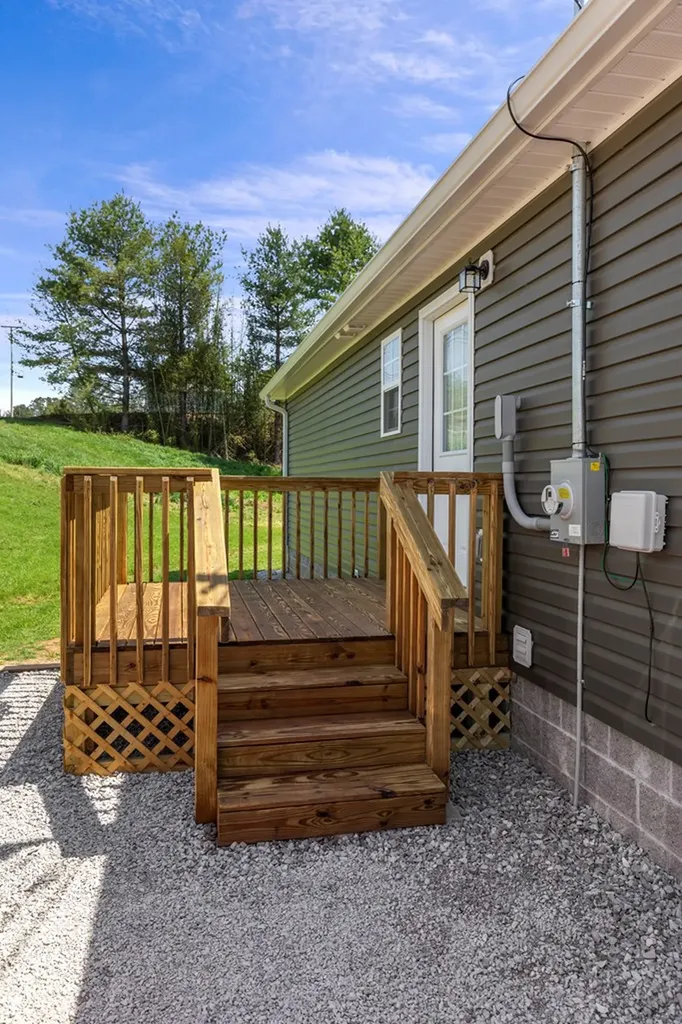 302 Leon Drive Sparta TN 38583