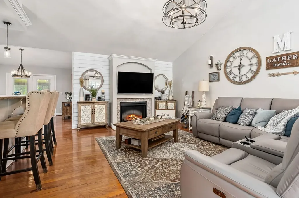 1064 Heathwood West Cookeville TN 38506