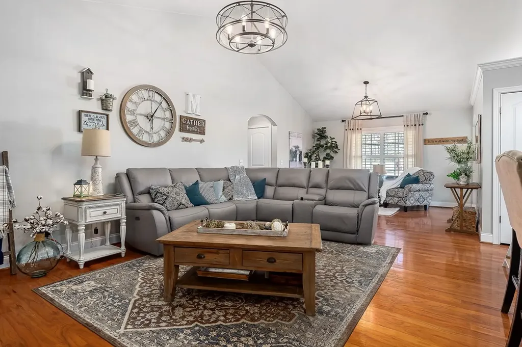 1064 Heathwood West Cookeville TN 38506