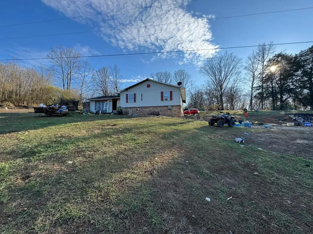 3132 Fowler Montgomery Cookeville TN 38506