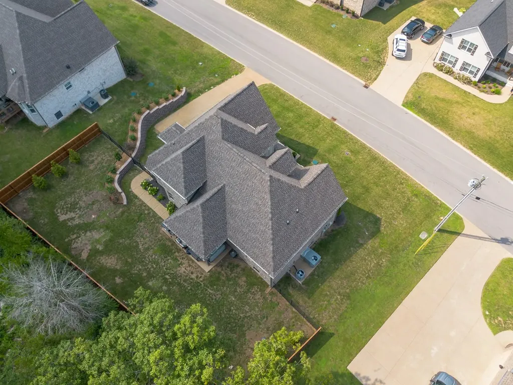 1023 C P Stewart Boulevard Lebanon TN 37087