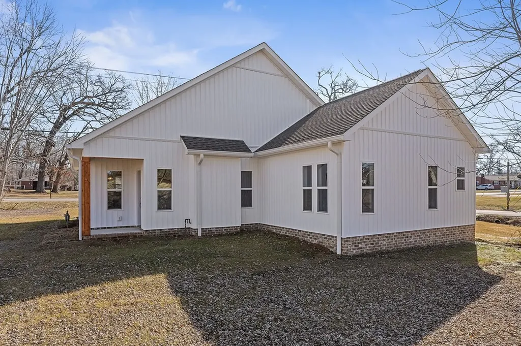 185 Williams Square Cookeville TN 38506