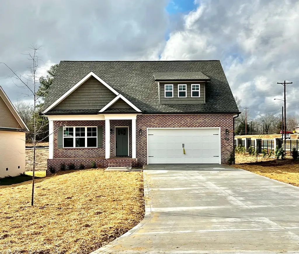 1301 Kensington Circle Cookeville TN 38501