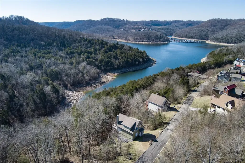 300 Sandgate Drive Smithville TN 37166