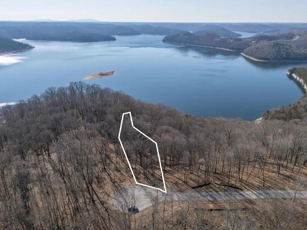 1 Ac Back Ranch Drive Silver Point TN 38582